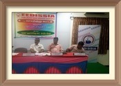 Awareness program on Cashless Transactions, Demonetization was organised by NSIC Branch Office, Coimbatore at ERODE DISTRICT SMALL INDUSTRIES ASSOCIATION (EEDISSIA), Erode on 12.12.2016. Shri. P.Ravi Kumar, Zonal General Manager emphasized the importance of cash less transaction to MSME units and also explained the ways of doing transactions through online, which will boost networth of the unit in future. 45 units participated in the session.