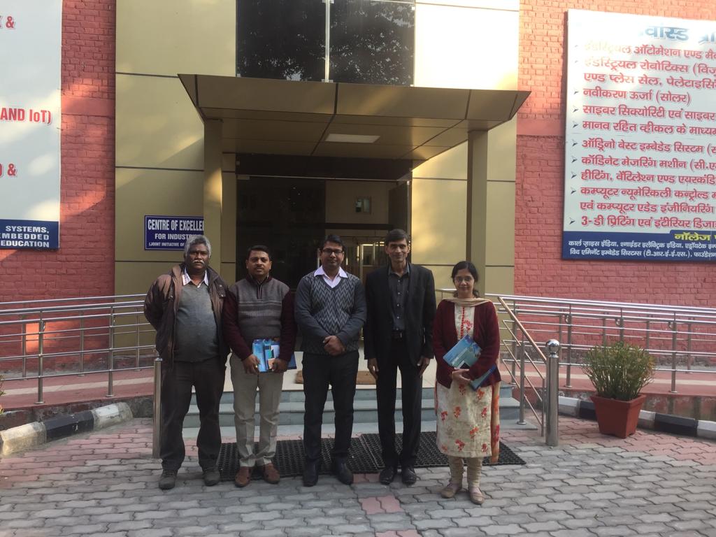 A team led by Mr Dharmender Saini, Principal, Bharati Vidyapeeth’s College of Engineering, New Delhi visited Advanced Training Centre of NTSC Okhla on 31st Dec. 2018. The Institute agreed to sign an MOU with NTSC Okhla for imparting six week industrial training to third year students of Electronics, electrical and Instrumentation Engineering. The Principal also shown interest for the Project based training of engineering students in NTSC, Okhla.