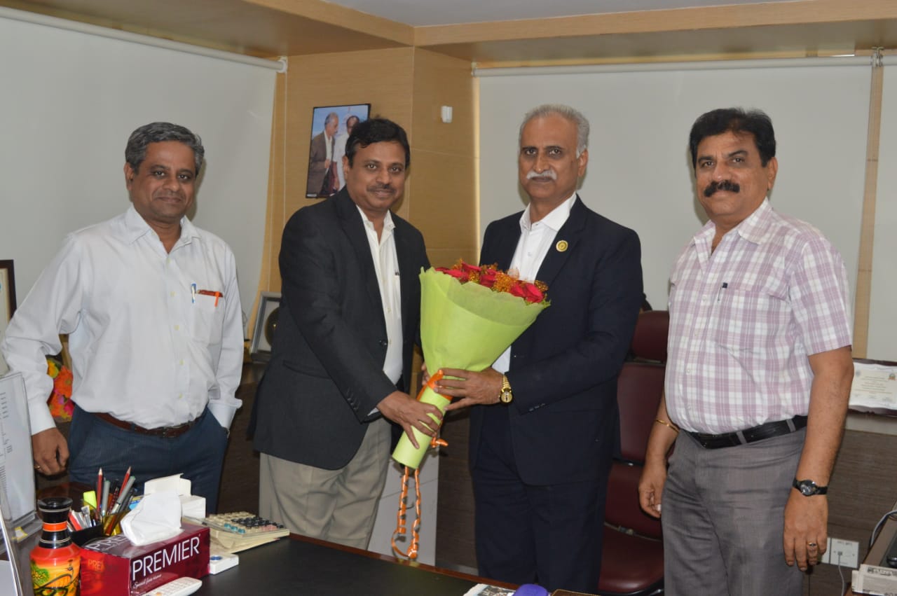 Interaction with New office bearers of  Karnataka Small Scale Industries Association (KASSIA),   President Mr.R.Raju and General Secretary Mr.M.G.Rajagopal, with Shri P.Ravikumar,Chief General Manager,  Zone South-I. Discussion revolved around working together for development of MSME in Karnataka and in engaging to explore further such opportunities.   