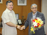 Shri Ravindra Nath, CMD, NSIC, along with Shri A. K. Mittal, Director (Finance), and  Shri P. Udayakumar, Director (Planning & Marketing) welcomed Dr. Ramesh Bhatt, Ex. Professor, IIM, Ahmedabad, Prof. Adya Prasad Pandey, Vice-Chancellor, Manipur University and Smt. Geeta Goti, National President, Confederation of Women Entrepreneurs, Hyderabad, who have been recently appointed as Independent Directors on the Board of NSIC. An interaction meeting with senior officials of NSIC with Independent Directors was held on 23.03.2017 for apprising them about NSIC’s schemes and activities.

<br/>
<a target="_blank"  href="https://www.facebook.com/NSICLTD/photos/pcb.1379920435379299/1379919695379373/?type=3&theater"><font color="#FF6600">Click here to view  more images.</font></a> <br/>
